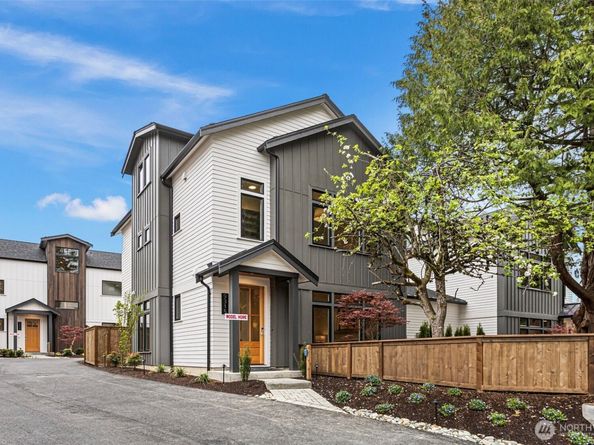 9315 132nd Avenue NE, Kirkland WA 98033