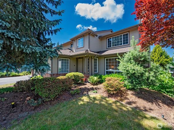 1529 Ilwaco Avenue NE, Renton WA 98059