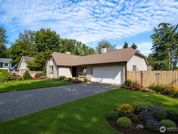 1923 233rd Place SE, Bothell WA 98021