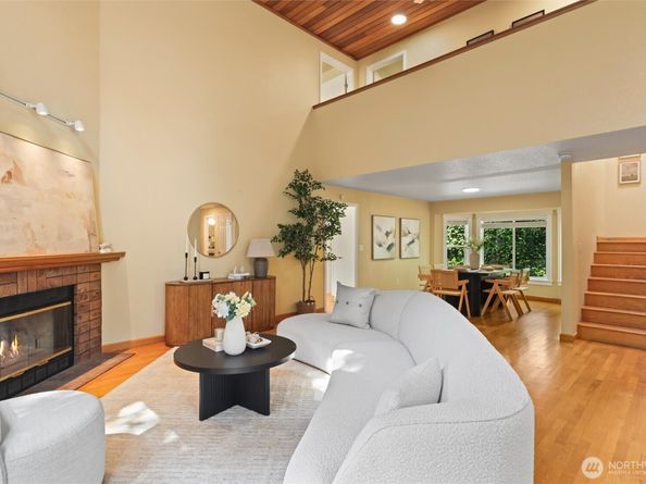 6149 115th Place SE, Bellevue WA 98006