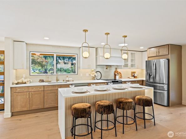 17229 72nd Avenue W, Edmonds WA 98026