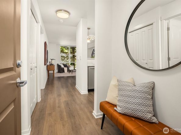 111 108th Avenue NE B104, Bellevue WA 98004