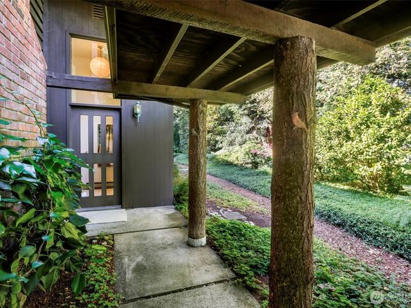 900 NW 134th Street, Seattle WA 98177
