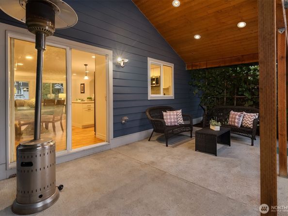 2205 NE 28th Street, Renton WA 98056