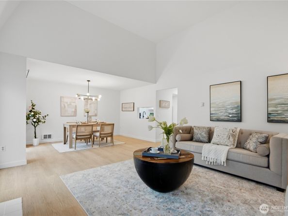 1603 103rd PL NE O7, Bellevue WA 98004