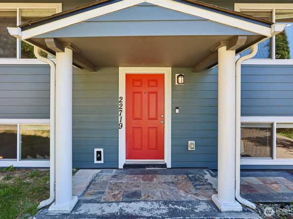 22719 1st Place W, Bothell WA 98021