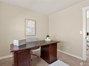 27120 105th Place SE, Kent WA 98030