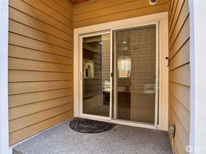 27120 105th Place SE, Kent WA 98030