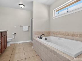 27120 105th Place SE, Kent WA 98030