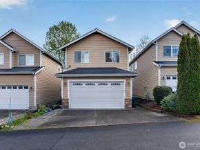 27120 105th Place SE, Kent WA 98030