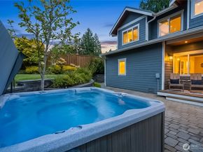 6219 89th Avenue SE, Mercer Island WA 98040