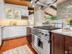6219 89th Avenue SE, Mercer Island WA 98040