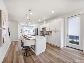 2116 N 147th St E, Shoreline WA 98133