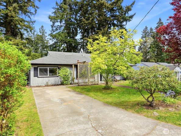 5705 238th Street SW, Mountlake Terrace WA 98043