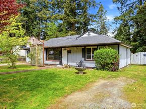 5705 238th Street SW, Mountlake Terrace WA 98043