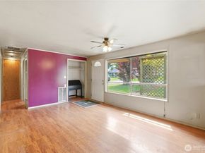5705 238th Street SW, Mountlake Terrace WA 98043