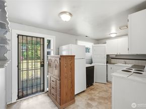 5705 238th Street SW, Mountlake Terrace WA 98043