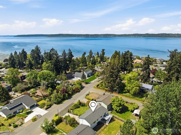30210 30th Avenue SW, Federal Way WA 98023