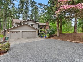 22934 SE 37th St, Sammamish WA 98075
