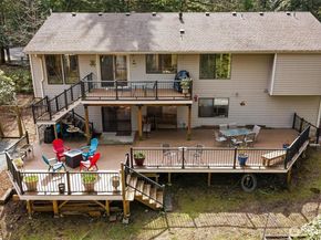 22934 SE 37th St, Sammamish WA 98075