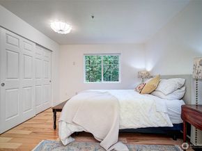 18501 SE Newport Way J238, Issaquah WA 98027