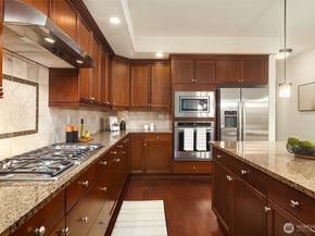 316 Walnut Street 103, Edmonds WA 98020