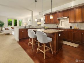 316 Walnut Street 103, Edmonds WA 98020