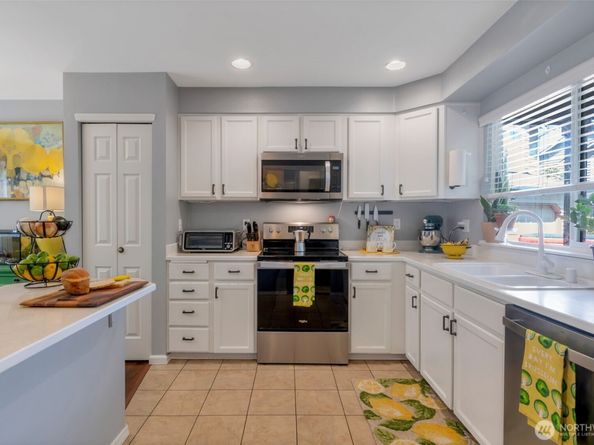 5802 14th Drive W B, Everett WA 98203