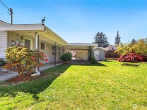 1074 Walnut Street, Bremerton WA 98310