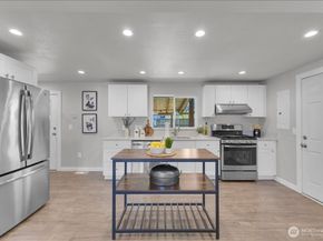 128 107th Street SE, Everett WA 98208