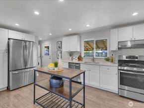 128 107th Street SE, Everett WA 98208