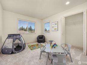 23713 SE 5th Court, Sammamish WA 98074