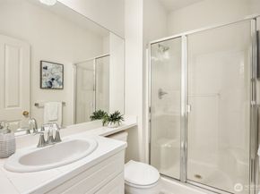 23713 SE 5th Court, Sammamish WA 98074