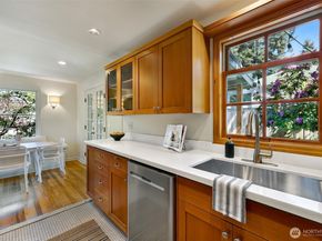 3803 NE 82nd Street, Seattle WA 98115