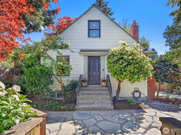 3803 NE 82nd Street, Seattle WA 98115