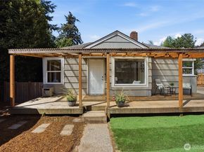 1329 N Cambrian Avenue, Bremerton WA 98312
