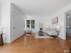 1329 N Cambrian Avenue, Bremerton WA 98312