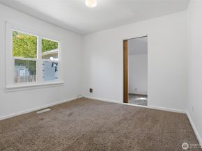 1329 N Cambrian Avenue, Bremerton WA 98312