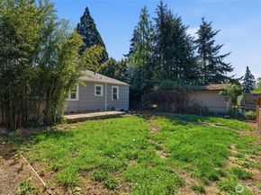 1329 N Cambrian Avenue, Bremerton WA 98312