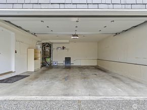 613 Bellevue Way SE, Bellevue WA 98004