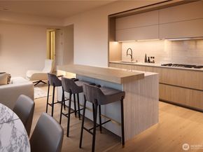 838 Avenue Square NE 1805, Bellevue WA 98004