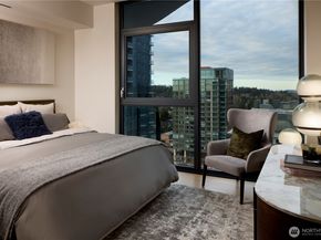 838 Avenue Square NE 1805, Bellevue WA 98004