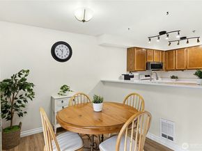 19410 Bothell Way NE D103, Bothell WA 98011