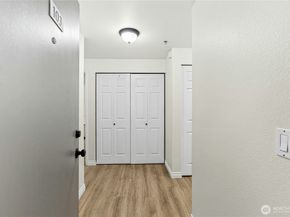 19410 Bothell Way NE D103, Bothell WA 98011