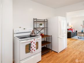 4718 49th Avenue SW, Seattle WA 98116