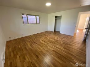 4916 24th Place S, Seattle WA 98108