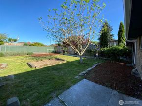 4916 24th Place S, Seattle WA 98108