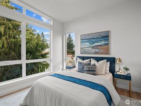 543 16th Avenue W, Kirkland WA 98033