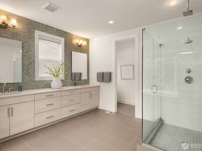 11707 177th Place NE, Redmond WA 98052