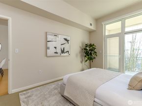 17 W Mercer Street 301, Seattle WA 98119